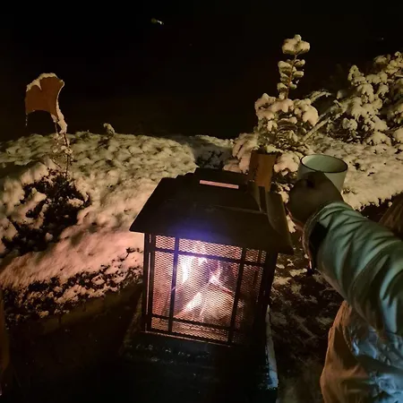 Schoene Mit Ausblick In *