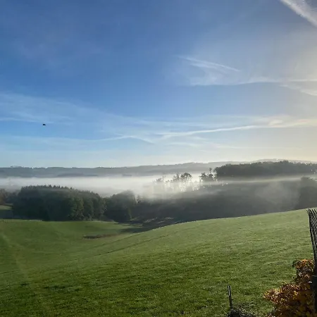Schoene Mit Ausblick In Apartmán *