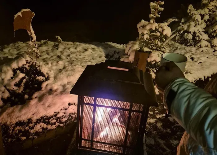 Schoene Mit Ausblick In *